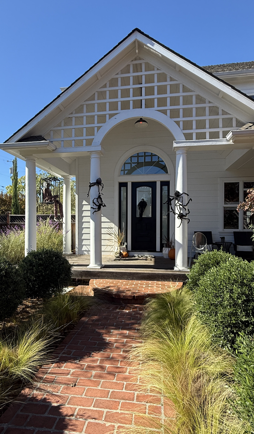 Best Halloween Decor Healdsburg